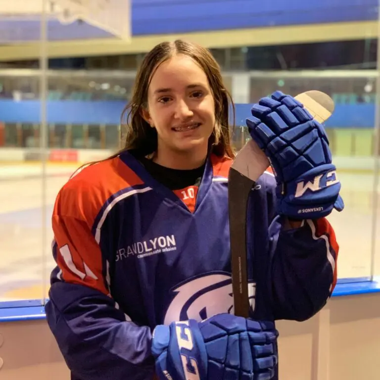 Hockey Féminin 3 adobati-manolie-2-768x768.jpg